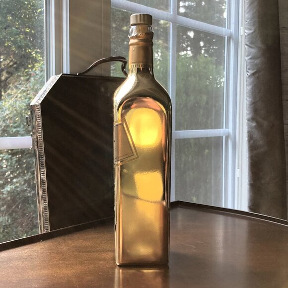 RARE GOLD FINISH BOTTLE Empty Johnnie Walker Gold Label Reserve, Limited Edition - Picture 3 of 10